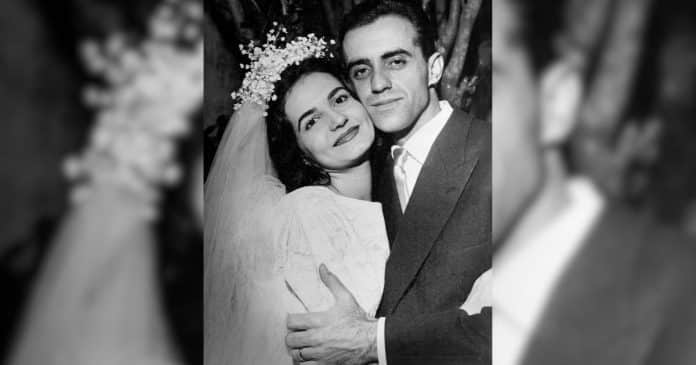 Uma história de amor que atravessou gerações: você sabe quem é o casal dessa antiga foto?