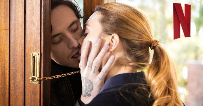 Desejo, obsessão e paixão sem limites: o filme mais ousado (e quente) da Netflix está longe de ser um romance comum